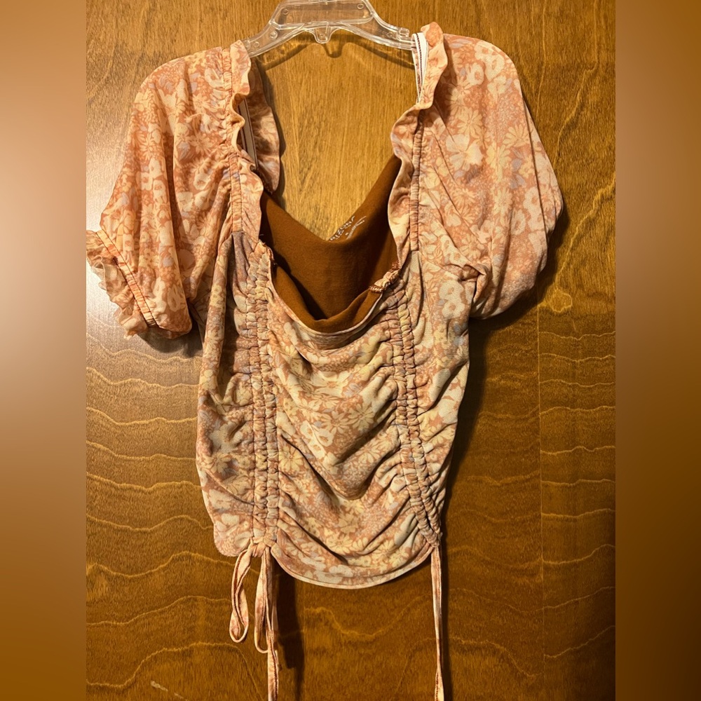 Arizona Jean co woman’s small crop top
